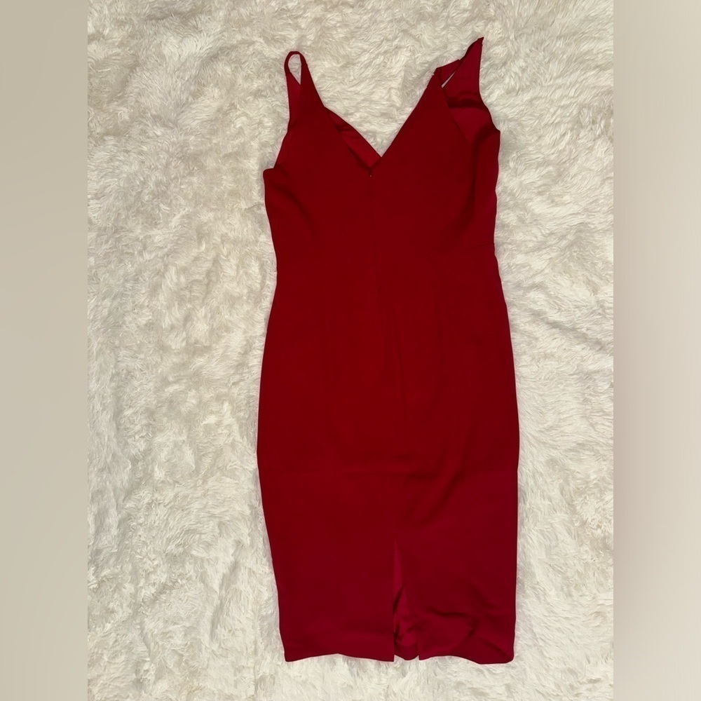 Red V-Neck Sleeveless Bodycon Dress - Picture 4 of 6